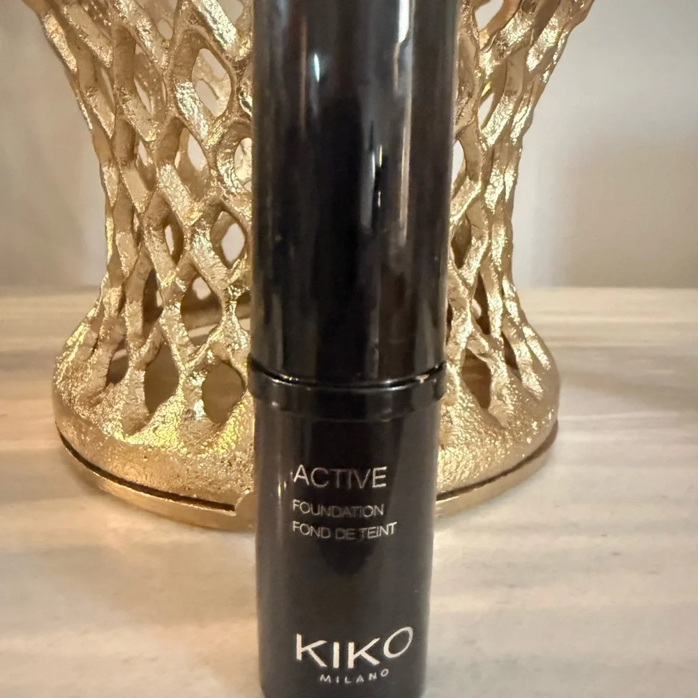 Kiko Milano Active Foundation